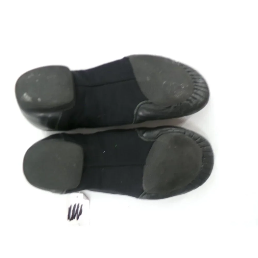Pre-Owned Dance Jazz Shoes DanzNMotion Child 1M Leather Pull On Split Sole